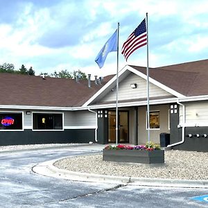 Super 8 By Wyndham Hot Springs